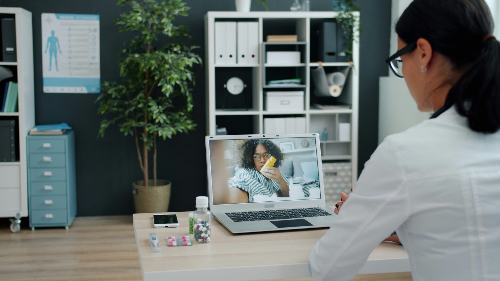 Online psychiatrist accepting Cigna insurance via secure telehealth in Florida